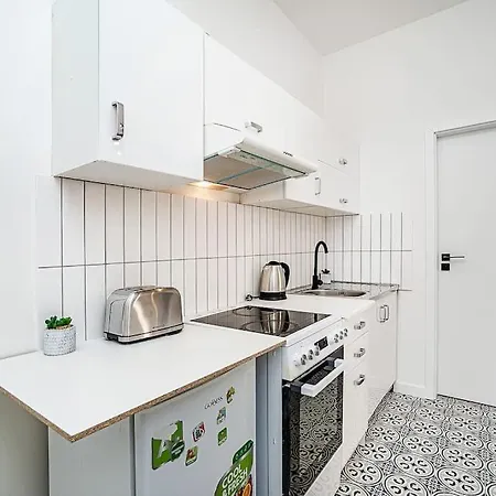 Cozy In Hipster Area Apartment Prague