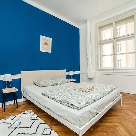 Cozy In Hipster Area Apartman *